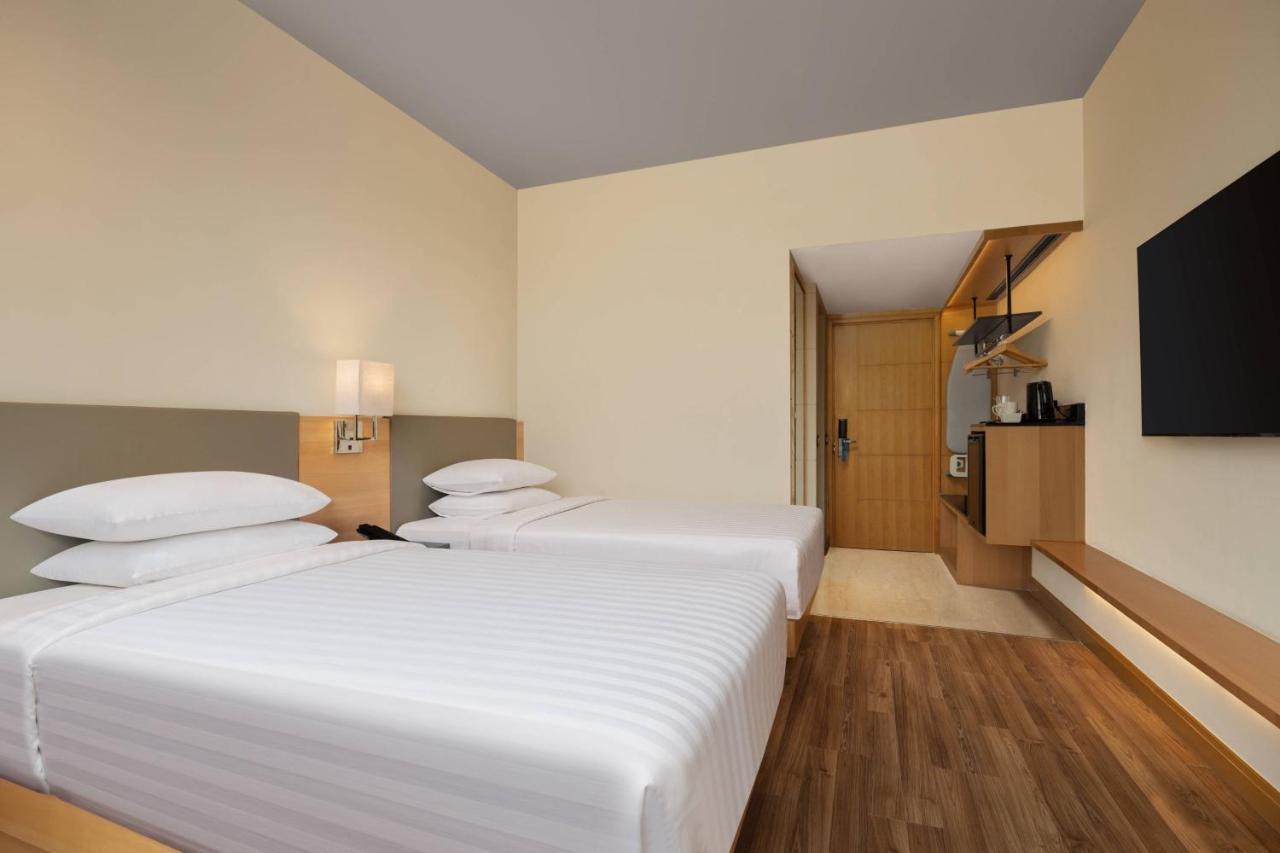Fairfield By Marriott Jaipur Hotell Exteriör bild