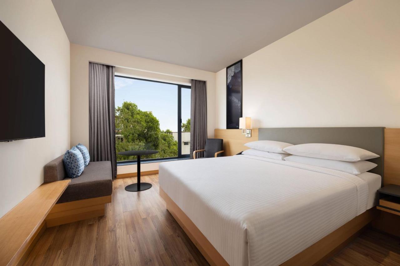 Fairfield By Marriott Jaipur Hotell Exteriör bild
