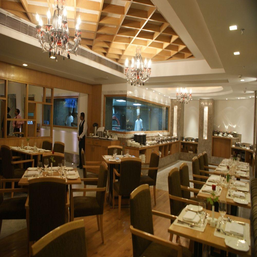 Fairfield By Marriott Jaipur Hotell Exteriör bild