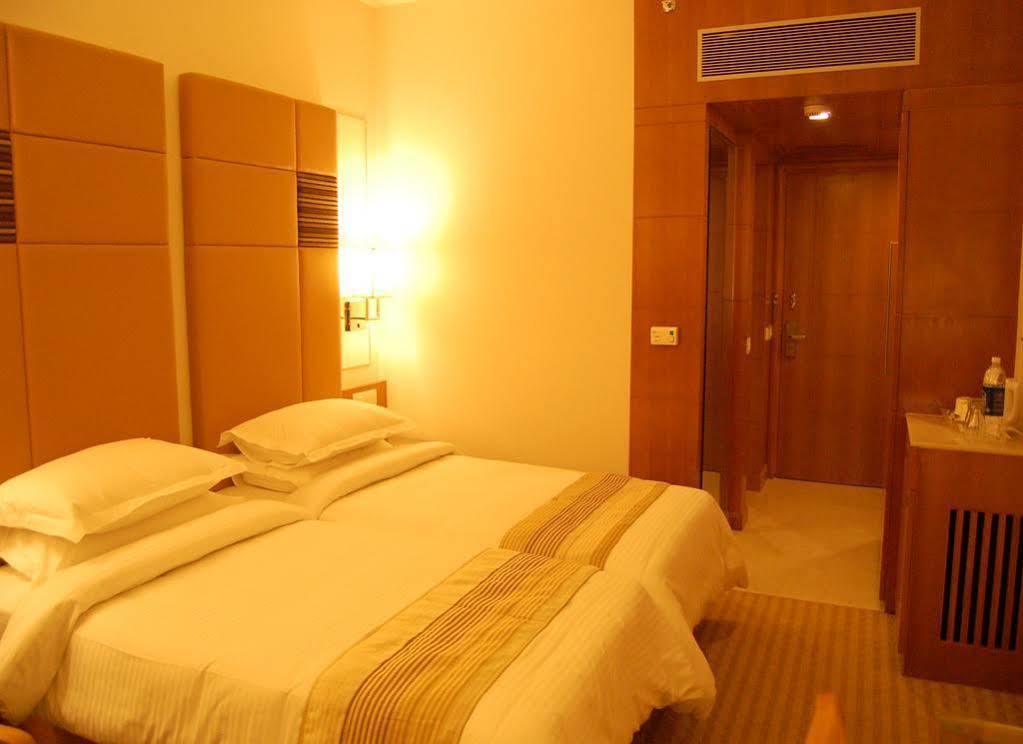 Fairfield By Marriott Jaipur Hotell Exteriör bild